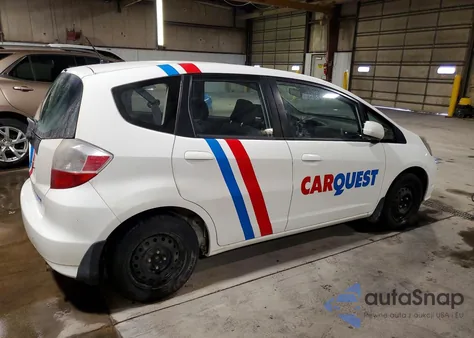 2013 Honda Fit z USA, uszkodzony, nr VIN JHMGE8H31DC063656